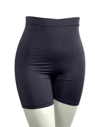 SHORT COISA DE PELE PRETO